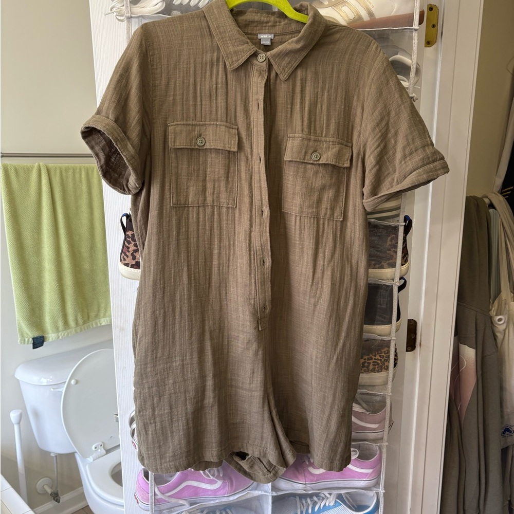 Aerie Taupe Textured Fabric